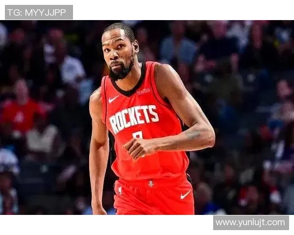 2018年11月24日活塞与火箭激战正酣双方球员展现精彩对决